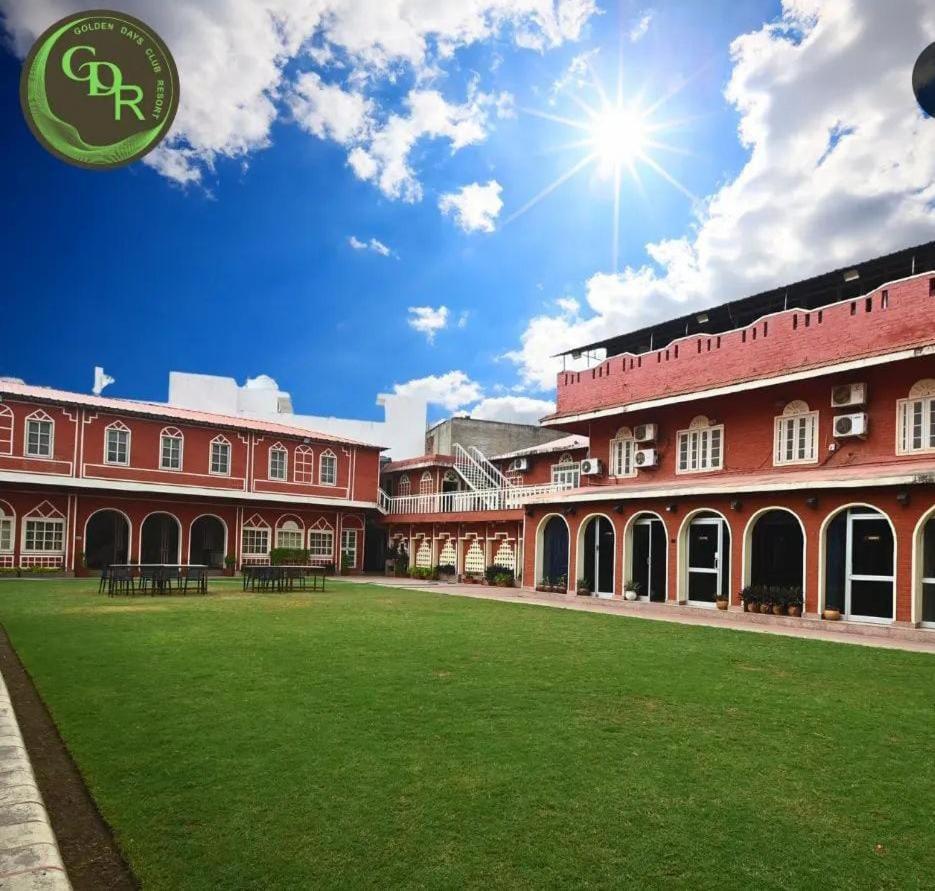 Gdc Resort Džajpur Exteriér fotografie